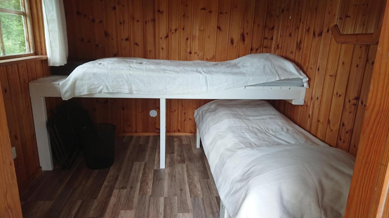 Liten Enklare Klimatsmart Stuga I Roslagen Östhammar Екстериор снимка